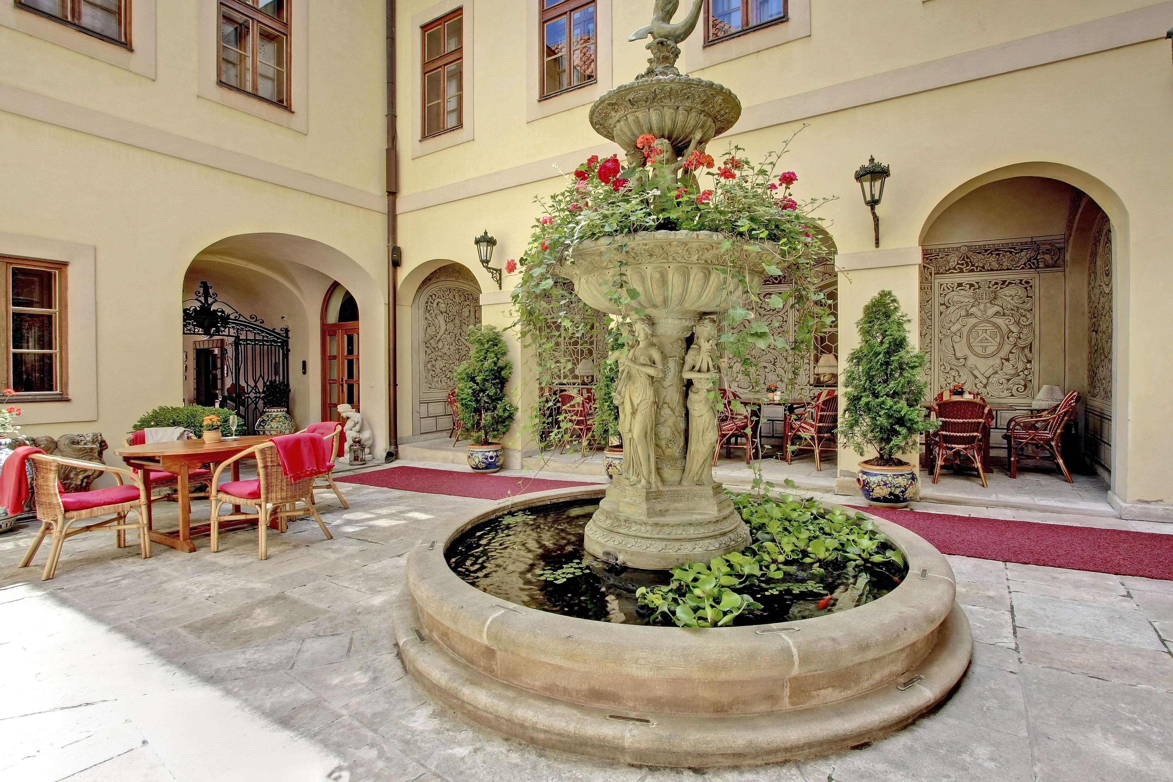 Alchymist Grand And - Preferred & 5* Praag